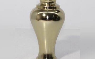 FLOWER VASES-TABLE TOPS