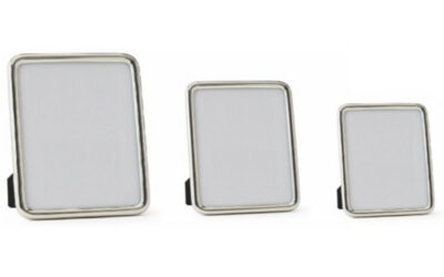 PHOTO FRAMES