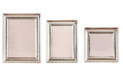 PHOTO FRAMES